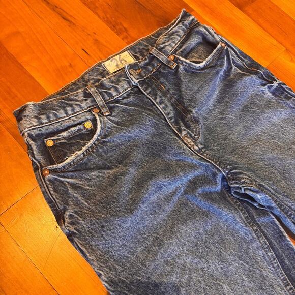 We the free Flared Jeans sz 26 like new blue relaxed jean - Picture 9 of 10